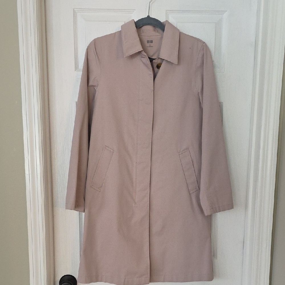 Uniqlo Women's Light Pink Trench Coat